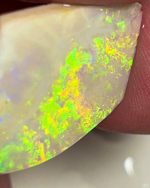 Lightning Ridge Nice sized Seam opal rub/rough 13.50cts Gorgeous exposed face Very Bright Yellow/Orange dominant Multifires to Polish & Set 23.00x 18.00x 3.00mm NEW969