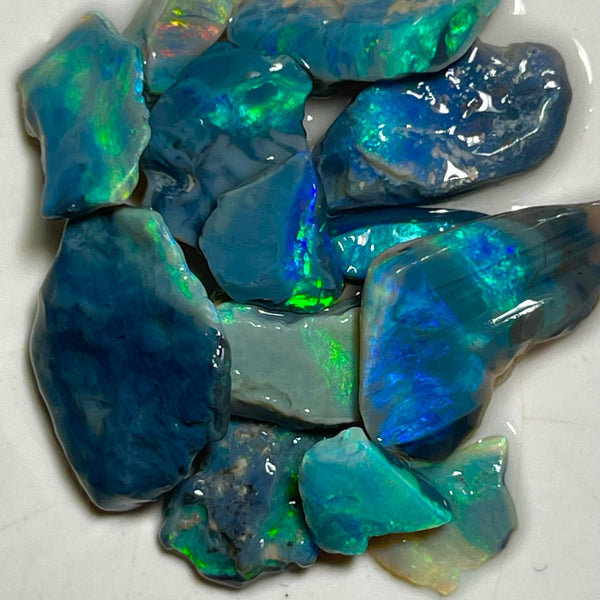 Cutters Parcel Mulga® Black/Dark Seam opal rough 30.75cts Wee Warra plains Lots of Bright Multicolours 16x14x3 to 8x8x2 mm NEW959