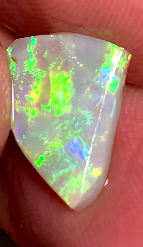 OPAL MONTH SPECIAL Lightning Ridge Rough / Rub /Preform Gem Dark opal Miners Bench® 3.1cts Gorgeous Bright Multifires & Pattern 14x10x3mm WSZ56