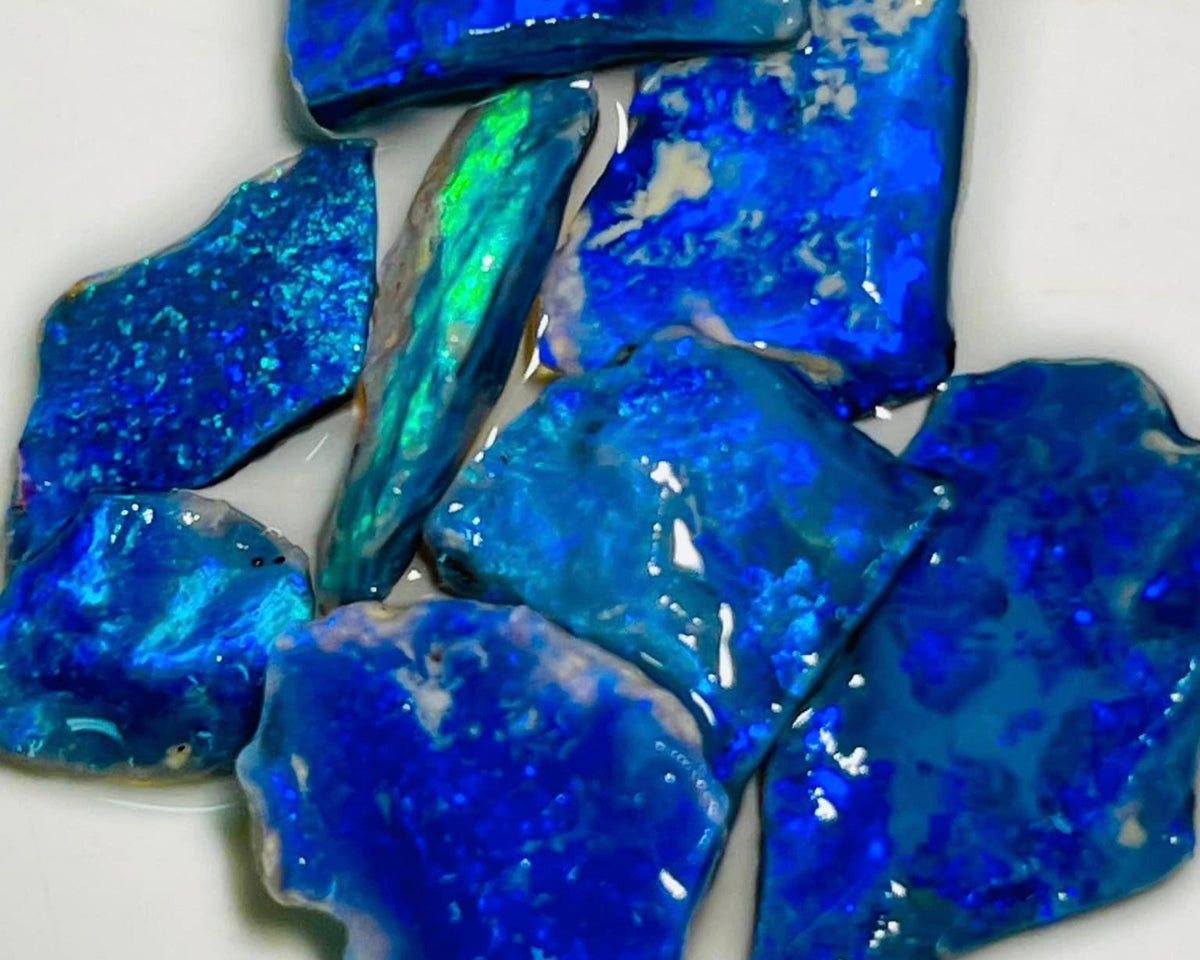 Mulga® Blues on Black Seam opal 15.75cts Gem Qualify rough for cutters 18x8x3mm to 10x7x2mm MFB22