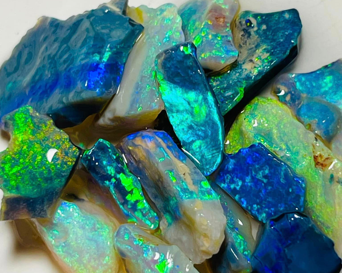 Mulga® Cutters Select Seam opal rough n Rubs 33cts Gem Bright Multicolours here 17x12x3mm to 6x4x1mm MFB23