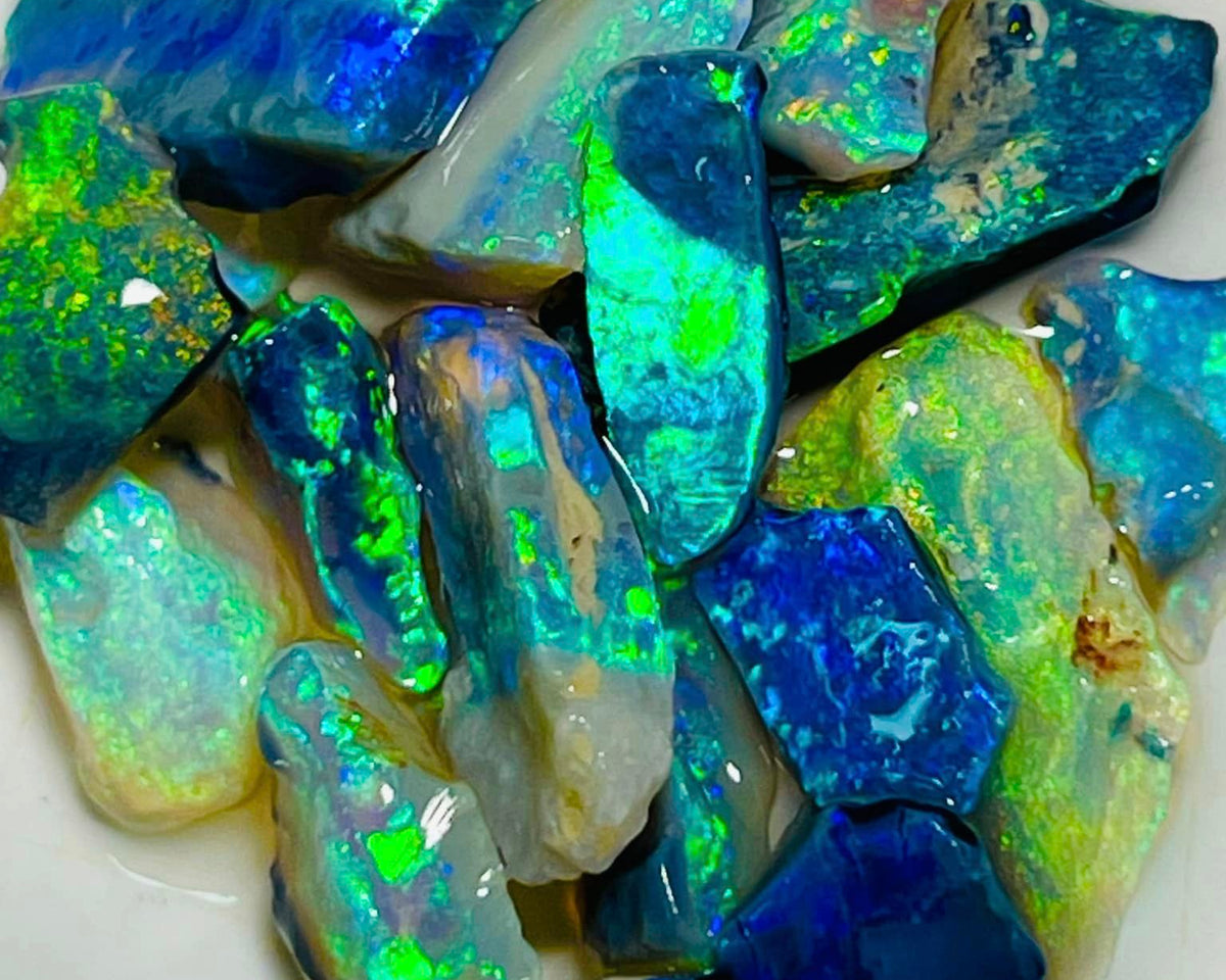 Mulga® Cutters Select Seam opal rough n Rubs 33cts Gem Bright Multicolours here 17x12x3mm to 6x4x1mm MFB23