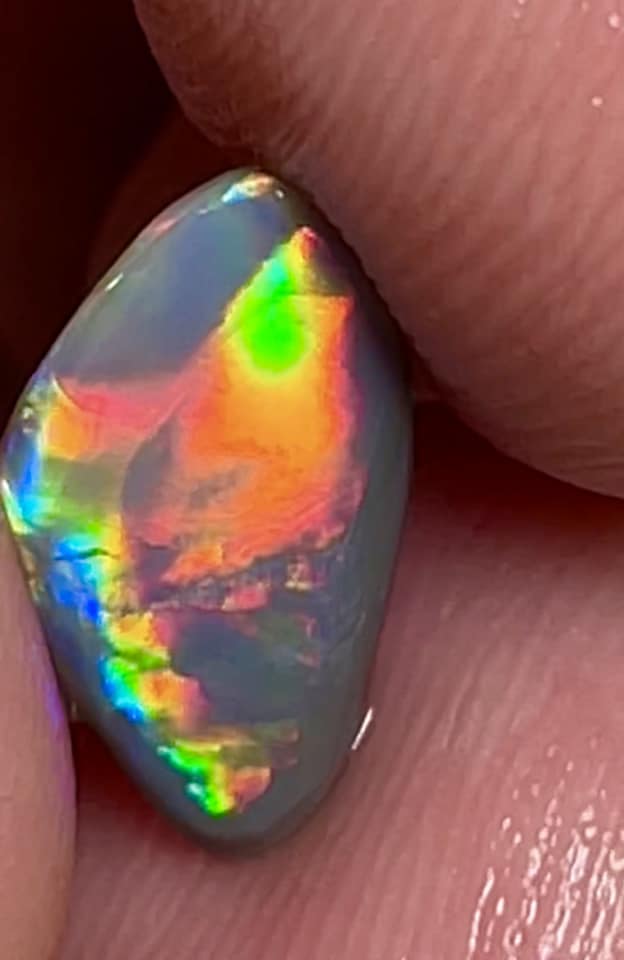 Lightning Ridge Small Opal Rough/Rub/Preform Dark Base Knobby Gem Grade From the Miners Bench® 1.5cts Stunning Bright Multi fires 13x7x2mm MFB48