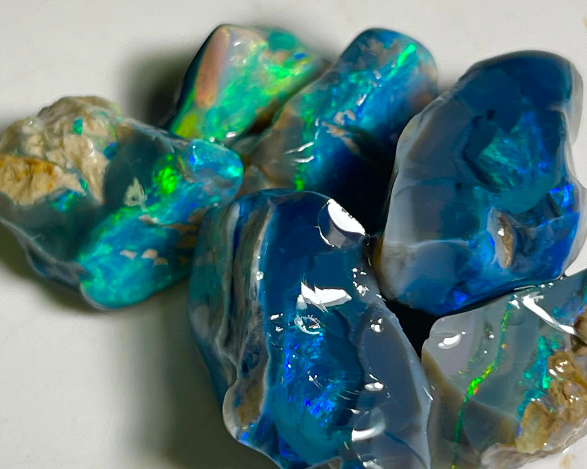 Mulga® Bright Black Opal Seam parcel Inc Some Reds/Pinks 56.75cts Wee Warra plains Material To cut  25x15x10mm to 12x9x5mm NEW950