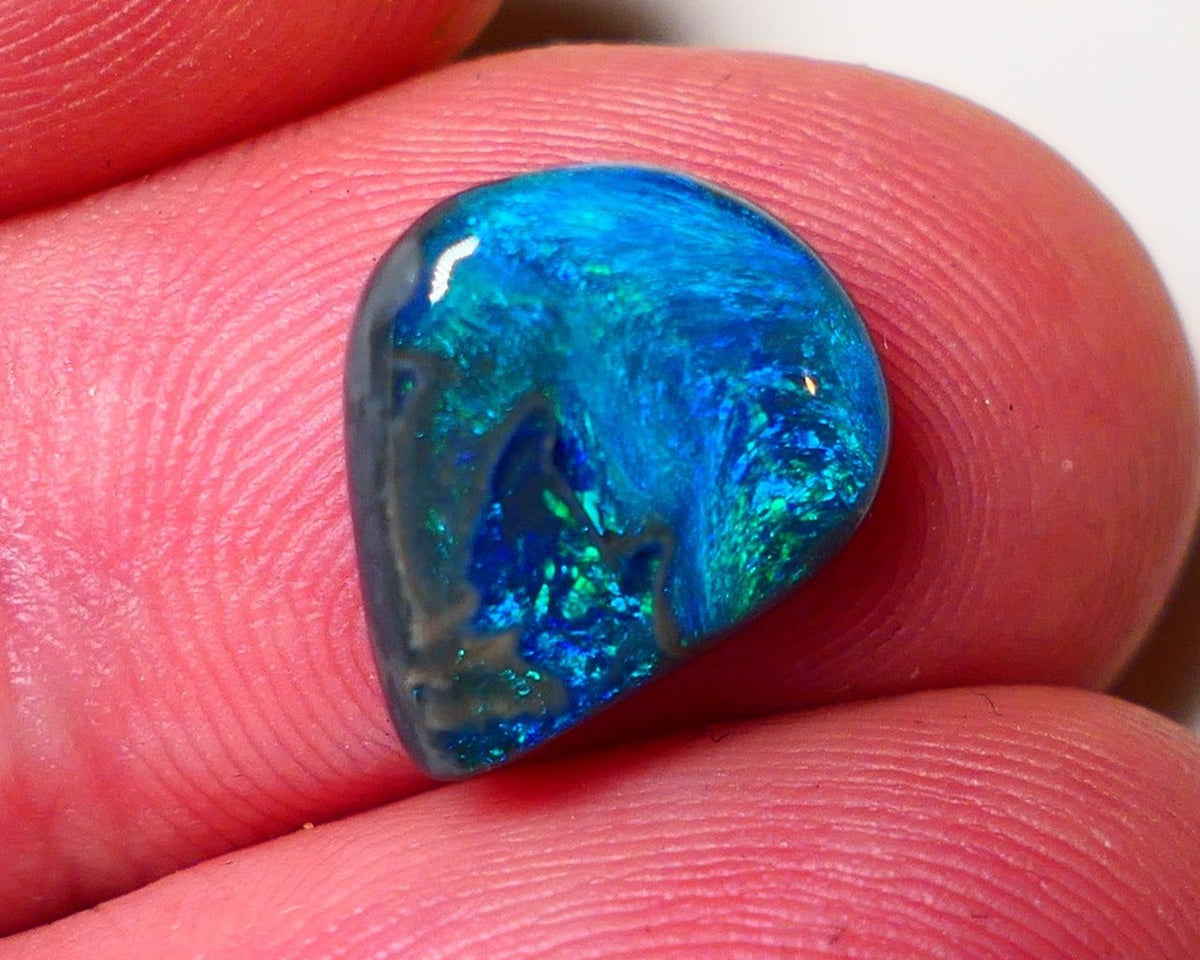 Lightning Ridge Dark Opal Gemstone 3.15cts Gem Grade Mulga® N6 Dark Body Tone B5 Brightness Stunning Multifires 13x11x3.5mm UK08