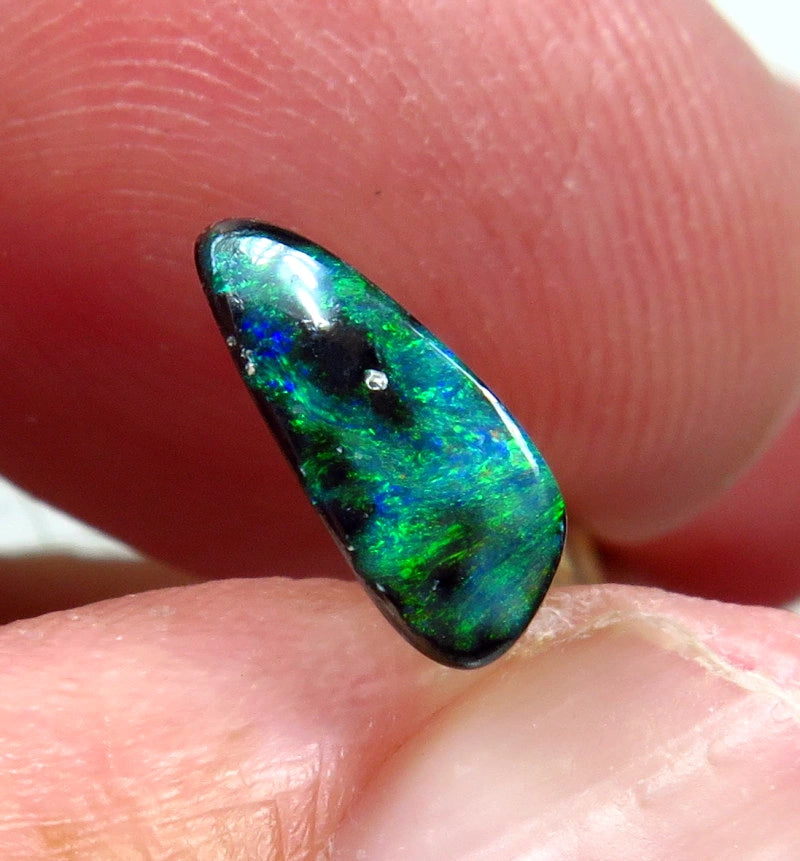 Winton Boulder Opal Gemstone 0.94cts Jewellery Grade N5 Body Tone B3 Brightness Stunning Display of Bright Blue & greens Fires 10x4x2mm FB05