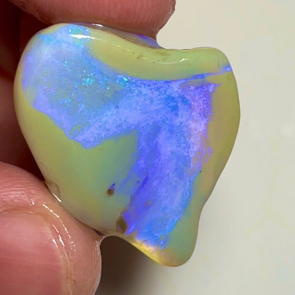 Lightning Ridge Rough Opal 29cts Nice sized untouched Crystal Seam formation Gorgeous Bright fires in bar to carve/cut/collect 30x25x7mm 1333