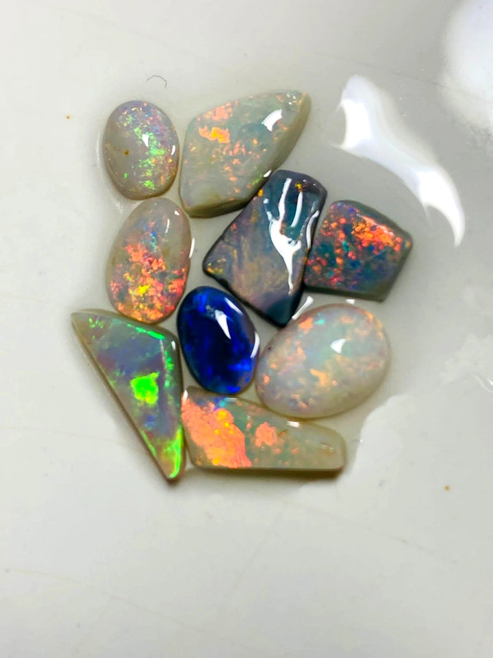 Lightning Ridge Opal Rough Small size Rub Preform Parcel Black Dark & Crystal Miners Bench® 9cts Stunning Bright Multifires & patterns to faces 12x5x3mm to 7x4x2mm WAA16