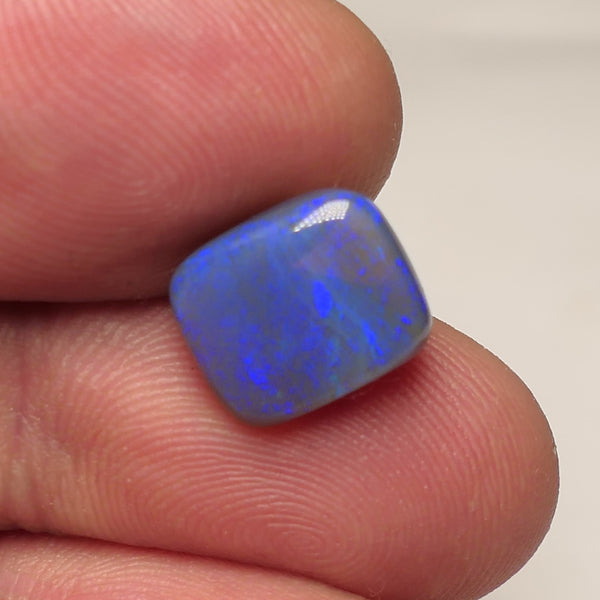 Australian Dark Crystal Opal Gemstone 3.9cts Jewellery Grade N6 Body Tone B4 Brightness Gorgeous Blue fires 12x10x4mm WAC59