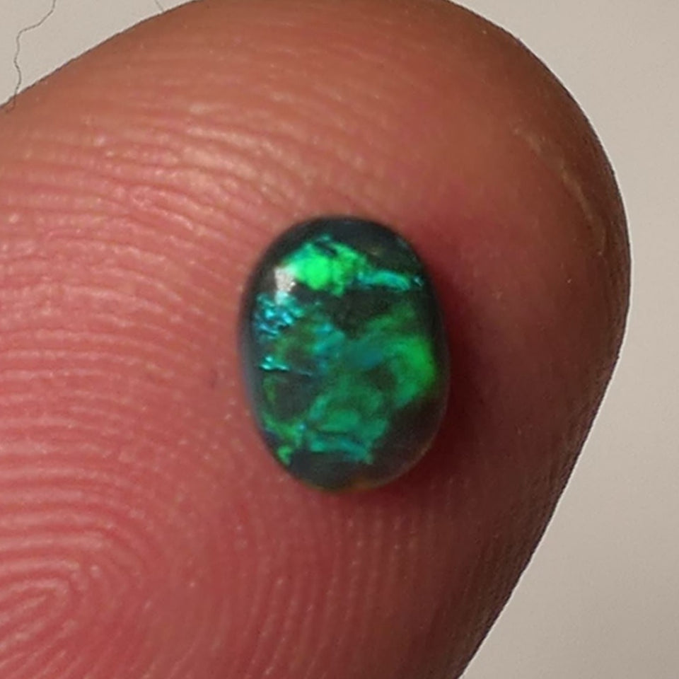 Black Opal Gemstone 0.35cts Gem Grade Mulga® N4 Body Tone B3 Brightness Stunning Green/Blue Fires 6x4.5x1.5mm WAC66