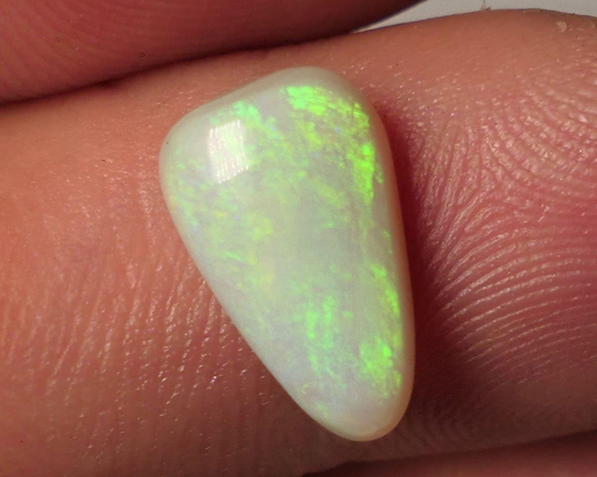 Lightning Ridge N8 Light opal Gemstone 2.7cts Polished ready for setting Yellow Dominant Multifires 13x8x3mm SKU#0411