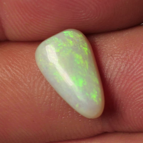 Lightning Ridge N8 Light opal Gemstone 2.7cts Polished ready for setting Yellow Dominant Multifires 13x8x3mm SKU#0411