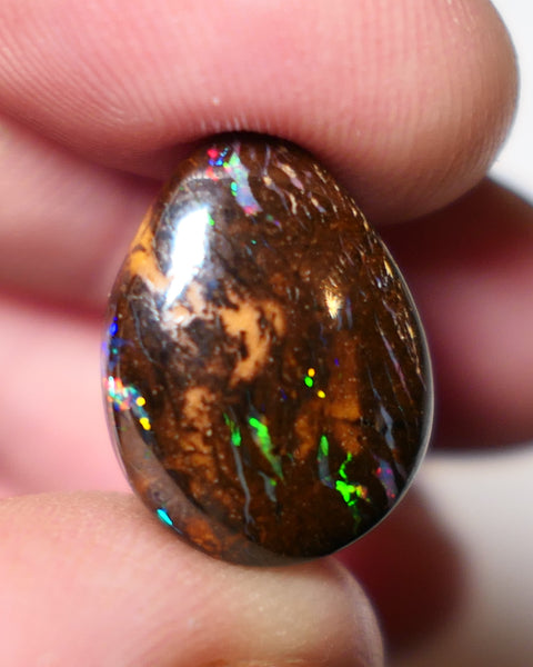 Winton Boulder Matrix Opal Gem stone 17.5cts Jewellery Grade  N5 Body Tone B3 Brightness Stunning Display of Bright Blue Yellow & greens Fires 18x13x9mm FB03