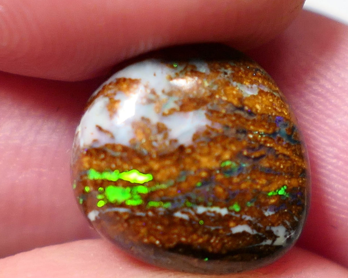 Winton Boulder Matrix Opal Gem stone 7.10cts Jewellery Grade N5 Body Tone B3 Brightness Stunning Display of Bright Blue Yellow & greens Fires 12.5x11.x6.4mm FB04