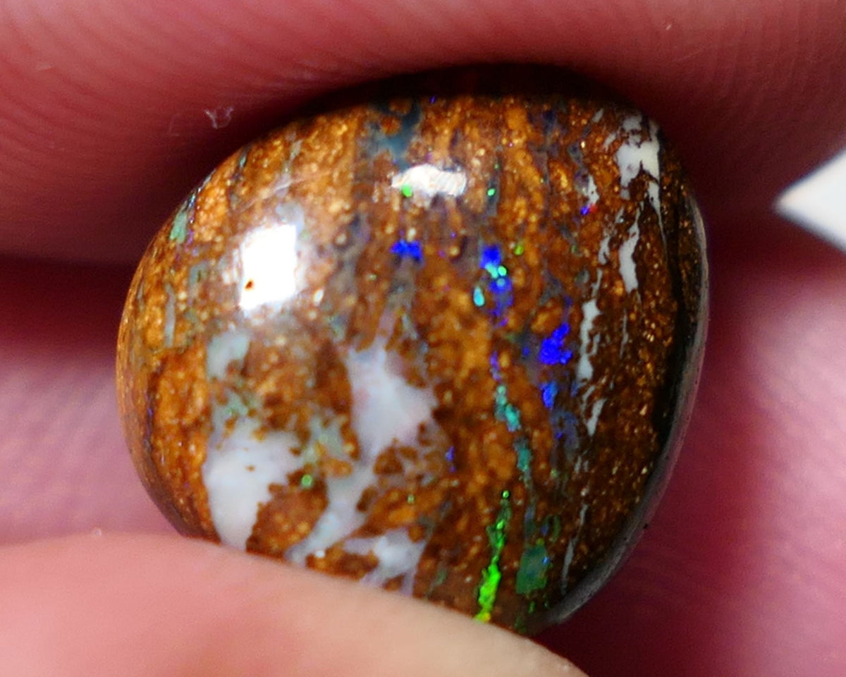 Winton Boulder Matrix Opal Gem stone 7.10cts Jewellery Grade N5 Body Tone B3 Brightness Stunning Display of Bright Blue Yellow & greens Fires 12.5x11.x6.4mm FB04