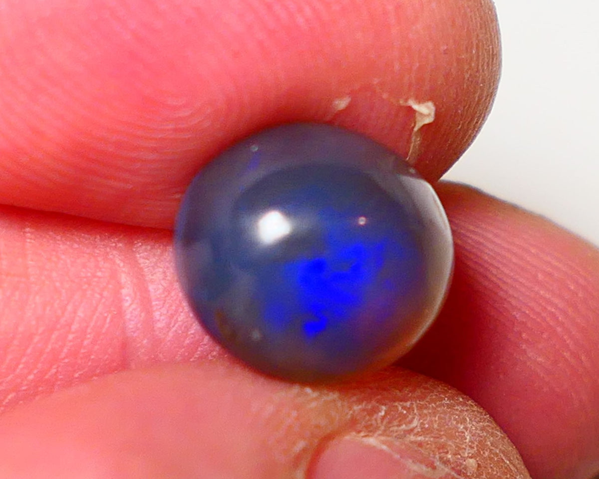 Lightning Ridge Dark Crystal Opal Super High Dome Gemstone 5.75cts Jewellery Grade N5 Body Tone B3 Brightness  Rolling Flash Royal Blues in deep bar 11x10x7mm 0707