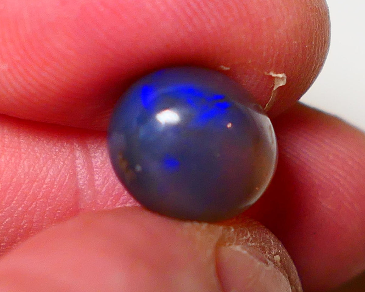 Lightning Ridge Dark Crystal Opal Super High Dome Gemstone 5.75cts Jewellery Grade N5 Body Tone B3 Brightness  Rolling Flash Royal Blues in deep bar 11x10x7mm 0707