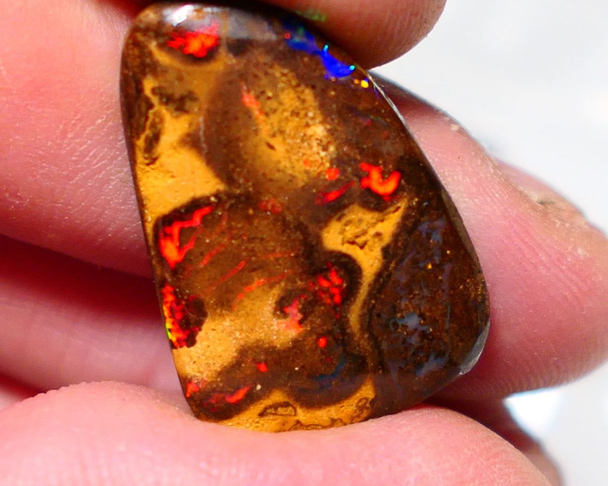 Queensland Boulder Matrix opal RED ALERT SOMETHING IS ON FIRES !!!!!!!! 23.50cts rough rub Koroit gorgeous face with Amazing Red Dominant fires 28x18x5mm BO-014