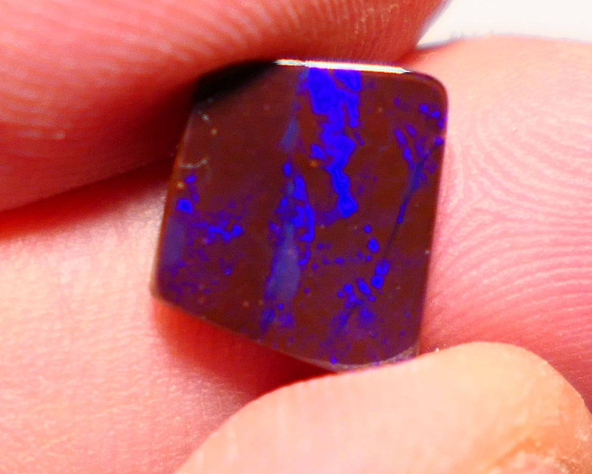 Australian Queensland Boulder opal Polished Gemstone 3.10cts Gem Bright gorgeous blue fires From Winton 11x10x3mm BO009