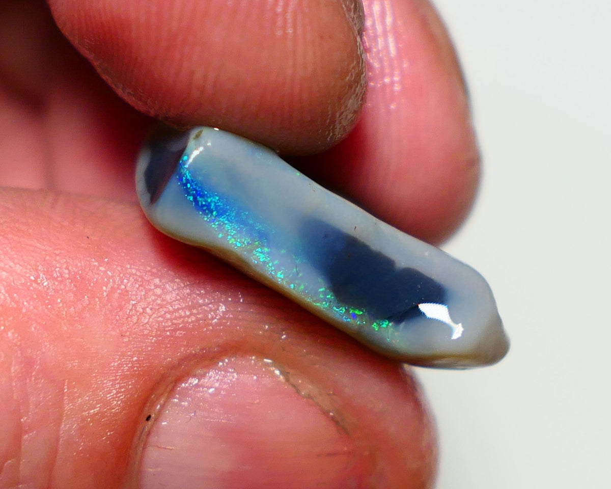 Lightning Ridge Rough Opal 13cts Dark Seam showing nice Bright Green Dominant colours 20x16x5.5mm 1321