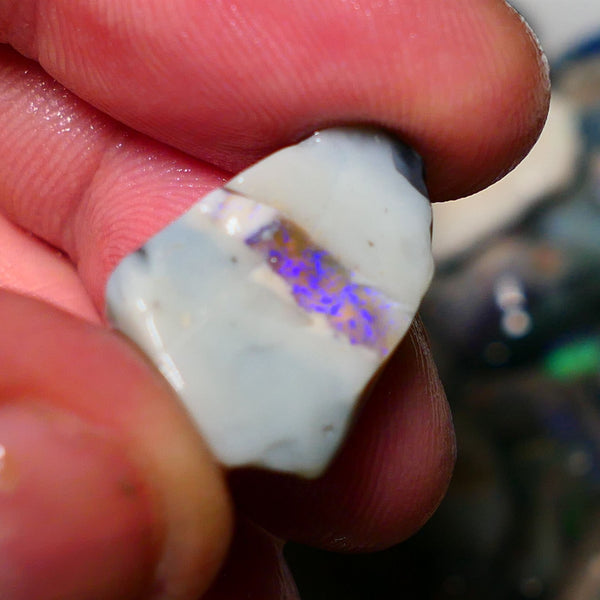 Lightning Ridge Rough Opal 12.25cts Grey base Seam opal showing a band of blue colour 20x14x6mm 1403