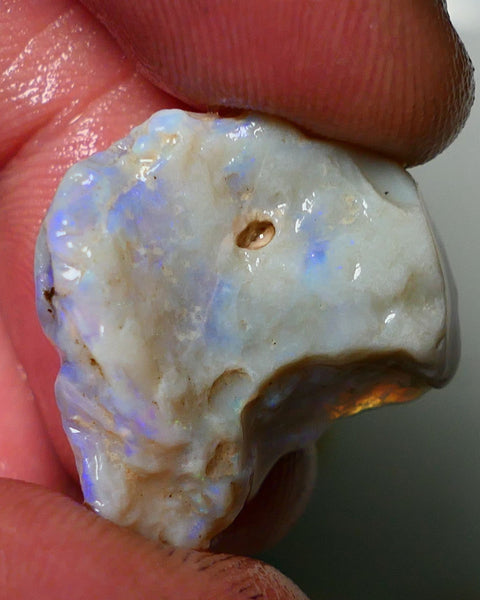 Lightning Ridge Rough Opal 19cts Bright blues on nice sized Grey base Gamble Seam 23x20x8mm NS053