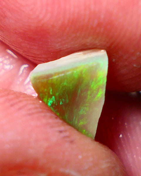 Lightning Ridge Rough / Rub / Preform  Dark Seam opal Miners Bench® 1.30cts Nice Green Fires Slightly Directional 8x6x4mm NS042