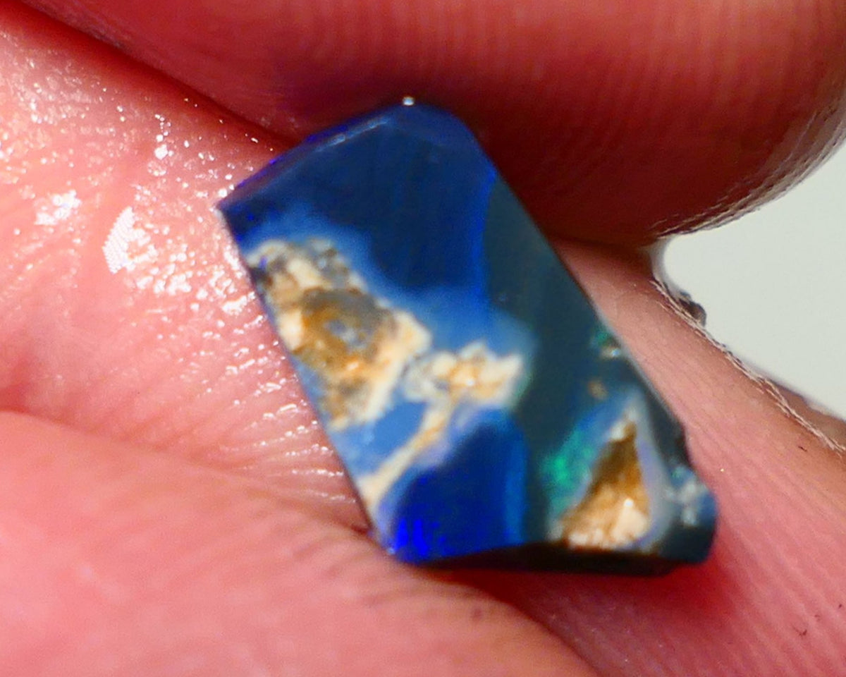 Mulga® Green/Blue dominant fires on Black Opal Rough Rub Miners Bench® 1.95cts Gorgeous face 12x7x2mm NS167