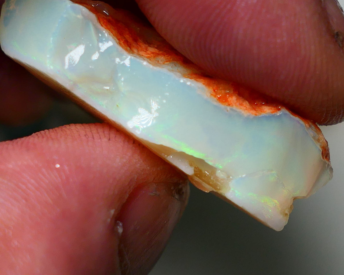 Coober Pedy Rough Opal 60cts White/Light Big chunk of Seam showing some multi colours 37x24x13mm NS037