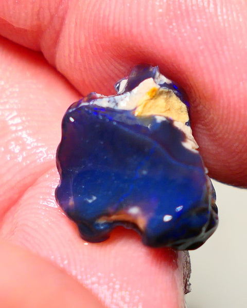 Lightning Ridge Rough Opal 8cts Blue on Black Gamble Seam Nice Blues 16x11x11mm NS029