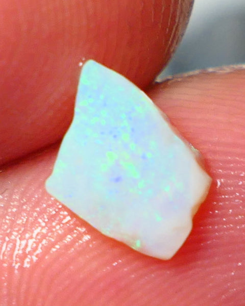 Lightning Ridge Opal Dark Crystal Base Seam Rough Rub 0.60cts Gorgeous Nice Green Blue dominant fires 7x6x1.5mm NS129