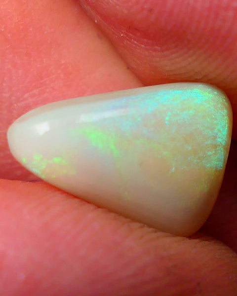 Lightning Ridge Dark Opal Gemstone 4.15cts zone of nice Light Green fires 13x10x5mm NS122