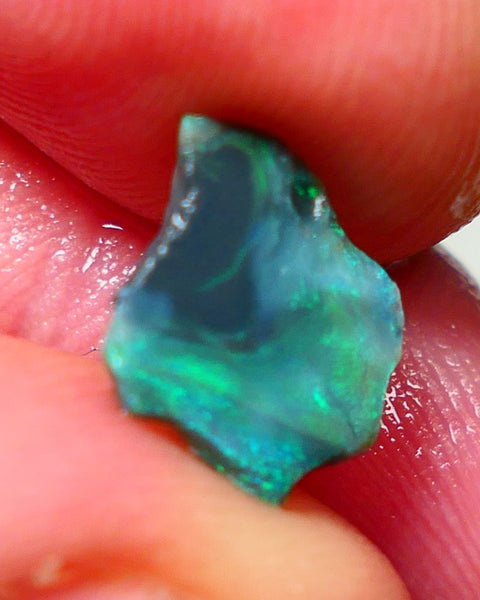 Mulga Rough Rub Opal 1.10cts Dark Base Seam Nice electric Green Dominant fires to Cut / carve & polish 12x9x1.5mm NS116