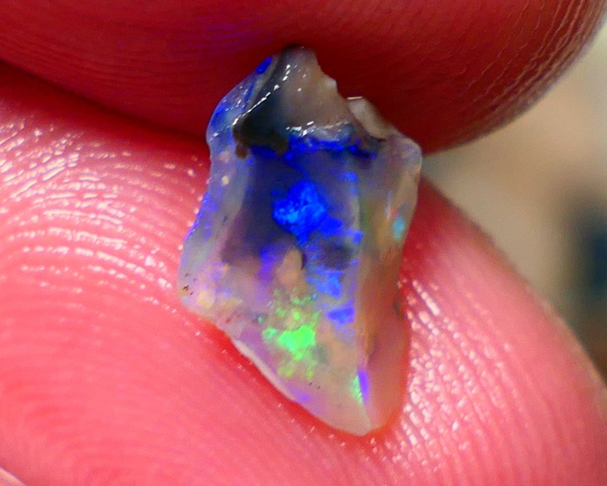 Lightning Ridge Rough / Rub Black/Dark Crystal base Seam opal Miners Bench® 1.40cts gorgeous bright blue/green fires 12x8x4mm NS156