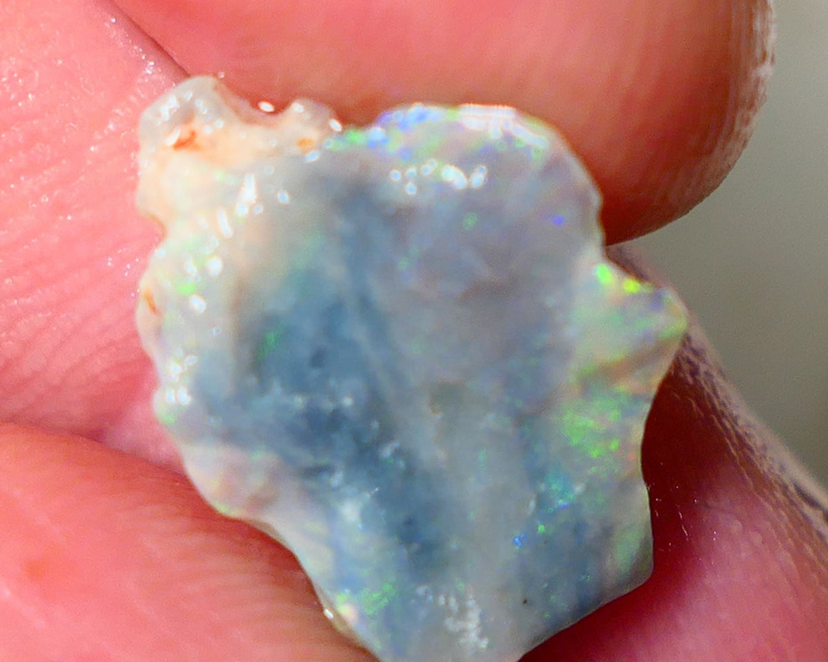 Mulga Rough Opal 3.75cts Dark Base Seam Nice Yellow/Orange Dominant M.fires to Cut / carve & polish 17x11x4mm NSW032