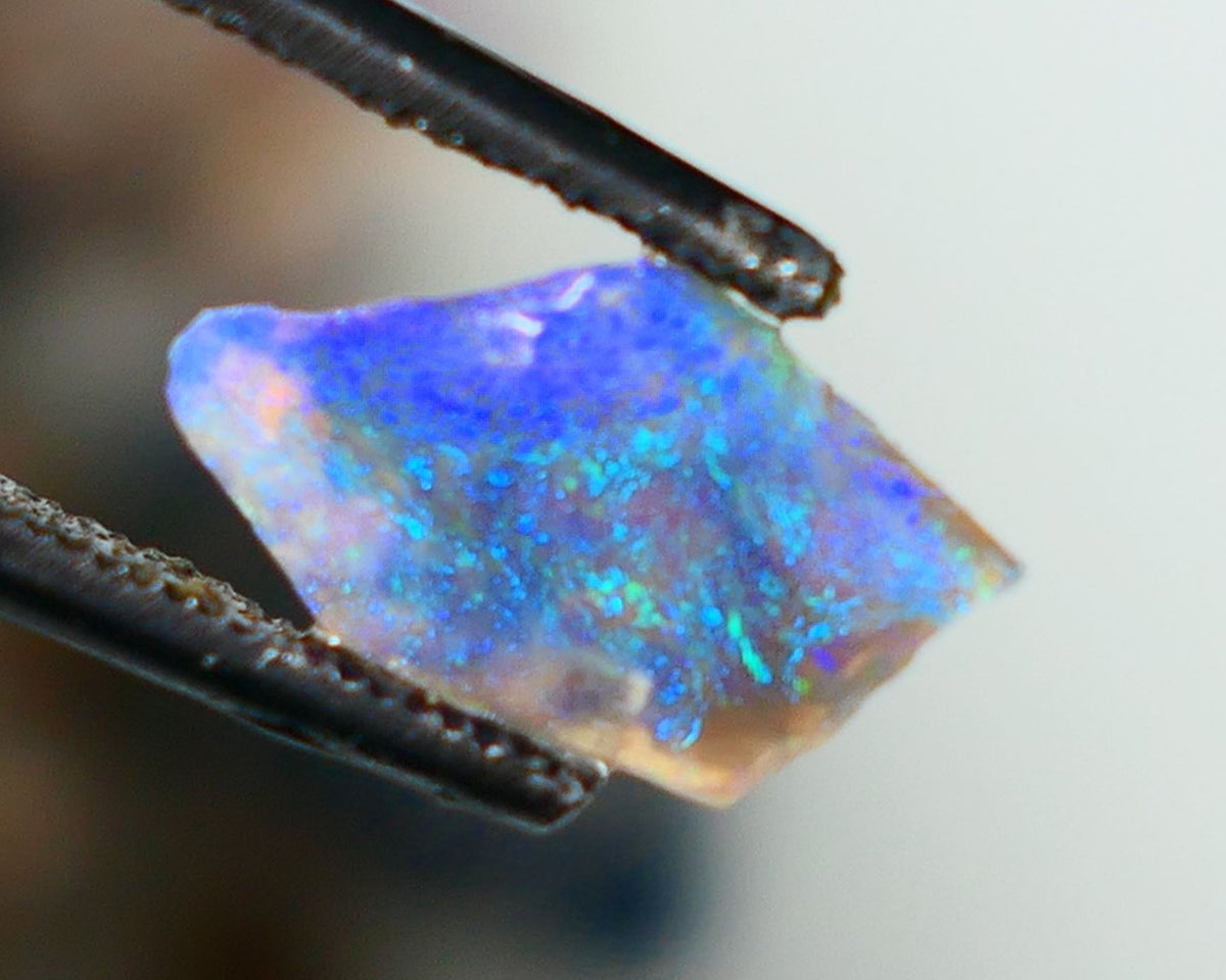 Lightning Ridge Opal Crystal Base Seam Rough Rub 0.85cts Stunning Bright Green Blue fires 12x6x1.5mm NS208