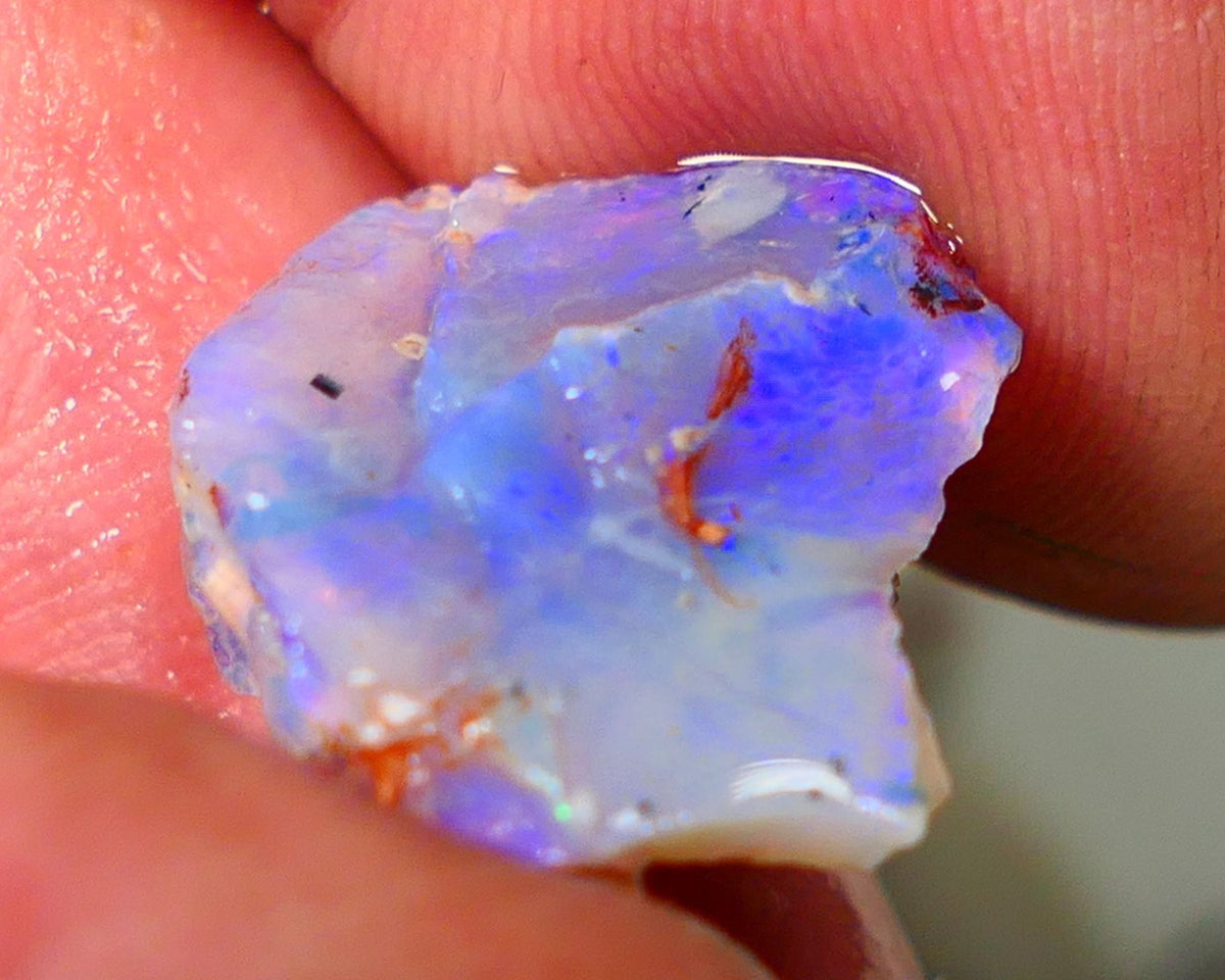 Lightning Ridge Rough Opal 9cts Grey Base Seam Nice Blue Bar 18x15x9mm NS346