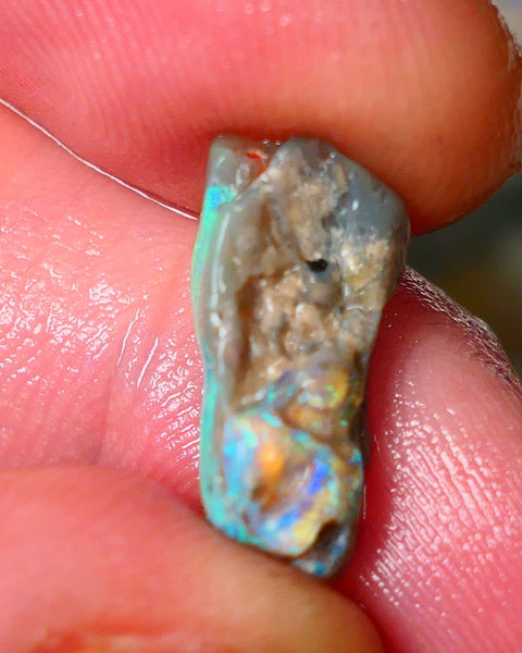 Lightning Ridge Dark Crystal base opal 3.70cts showing Blue/Green colours to gamble 16x7x6mm AUCTION28