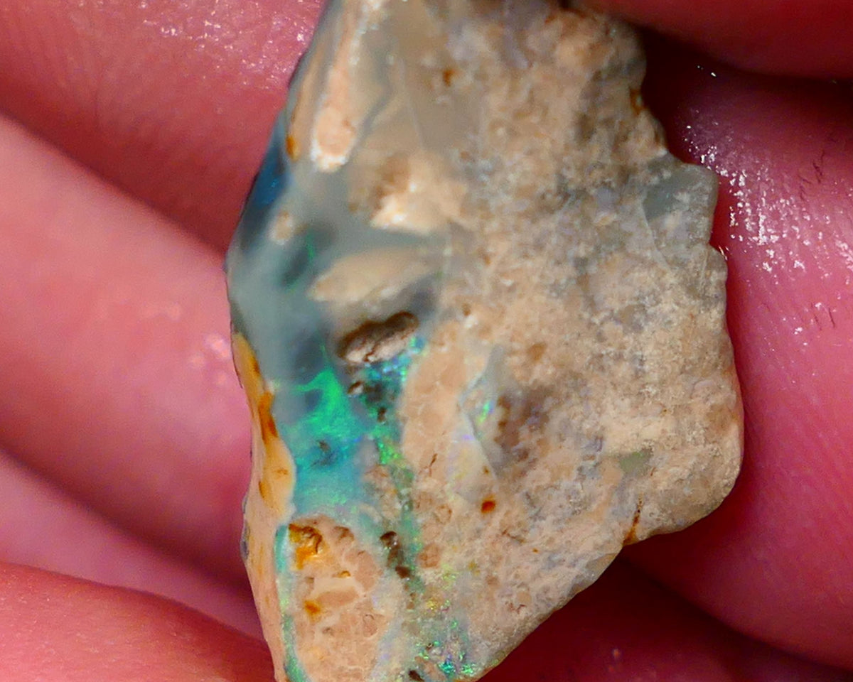 Lightning Ridge Rough rub Opal 13.00cts Seam formation with small zone of exposed fires 26x14x7mm Auction84