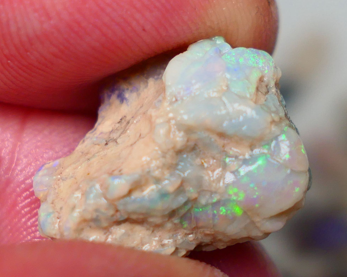 Lightning Ridge Rough opal formation 13.80cts Untouched Displaying lovely Multi colours See video  20x16x8mm Auction146