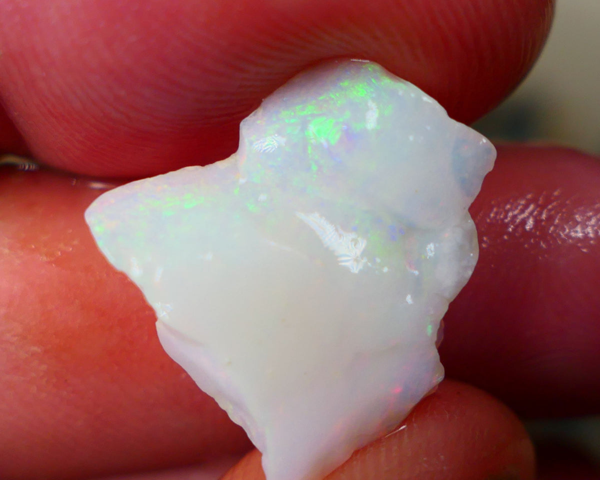 Gorgeous Mintabie Light base Seam opal 6.85cts Lovely Bright Multicolours to cut & explore 17x15x5mm Auction210