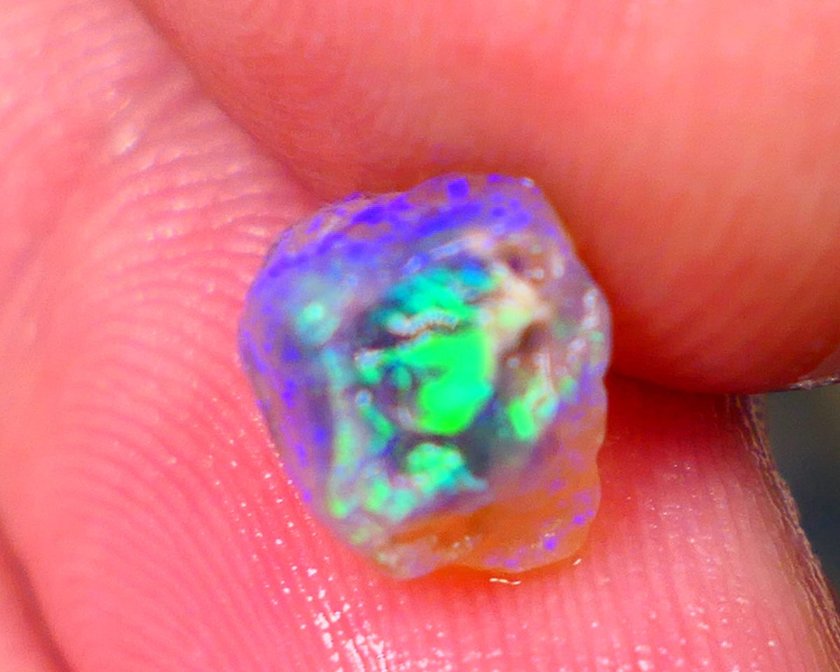 Lightning Ridge Small Bright Crystal Knobby opal rough 2.10cts Gorgeous Greens & Blues 8x7x6mm GMB-060