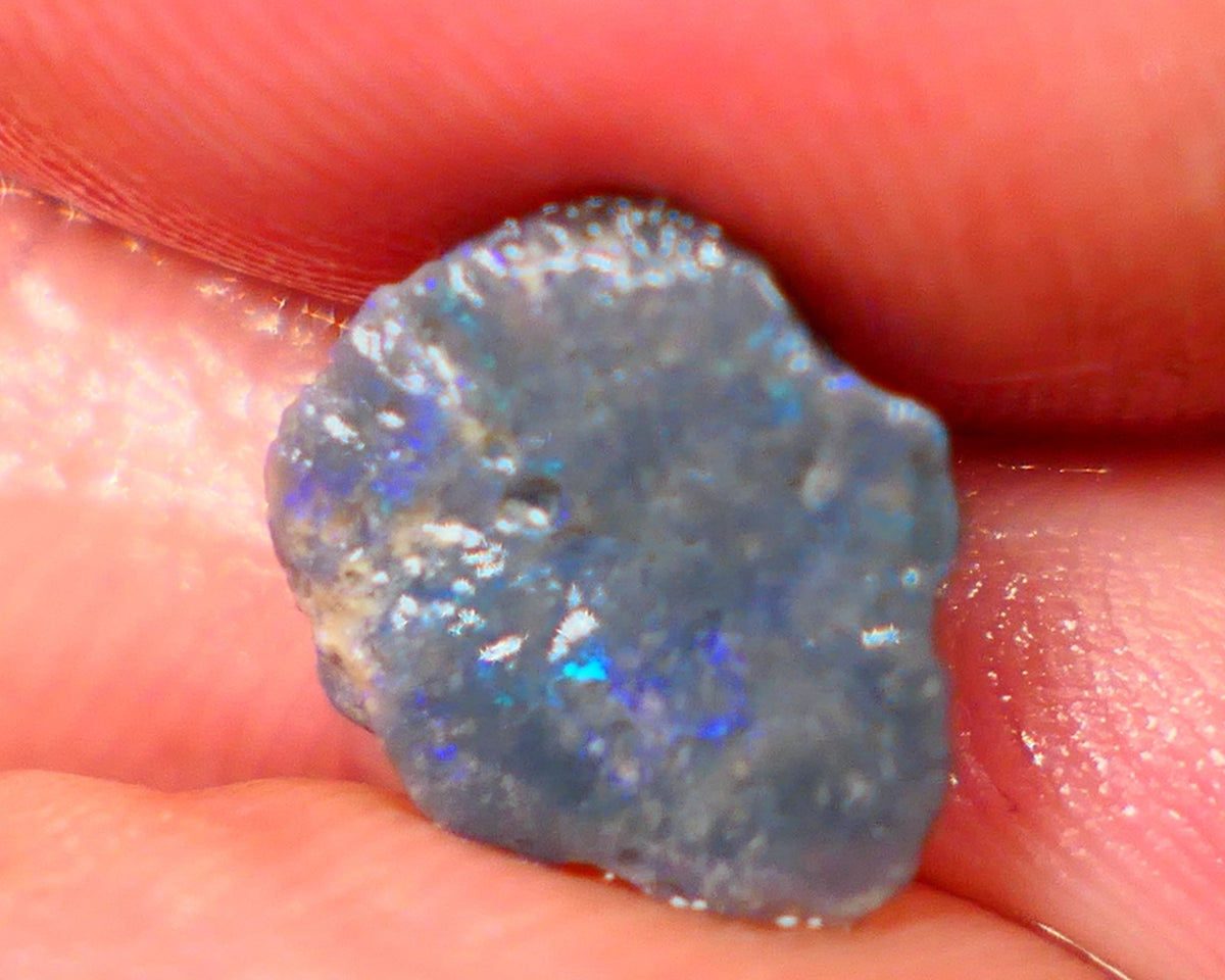 Lightning Ridge Untouched Dark base Crystal Knobby opal rough 1.80cts Small but has Stunning very Bright Green/blues fires in bar showing 360degrees 10x10x3mm GMB-027