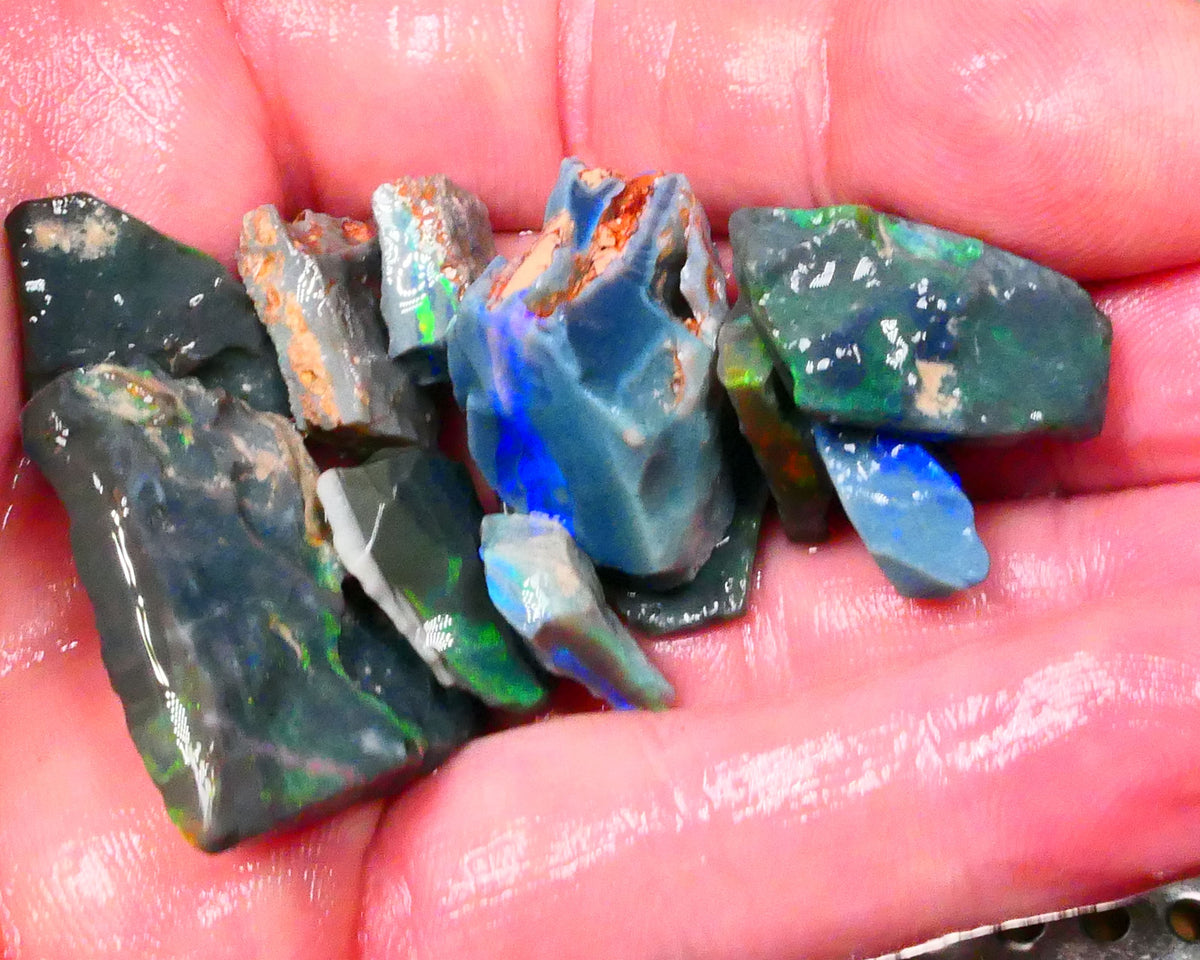 Black & Dark Red & Full spectrum seam opals of Grawin and Lightning Ridge 150cts 35mm to 10mm GEM2121