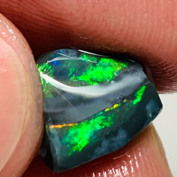 Australian Black Opal High Grade Rough / Rub / Preform N2 Bodytone 3.6cts Highly Bright Multifires & multi zones of colour 10x9x4mm WSM67