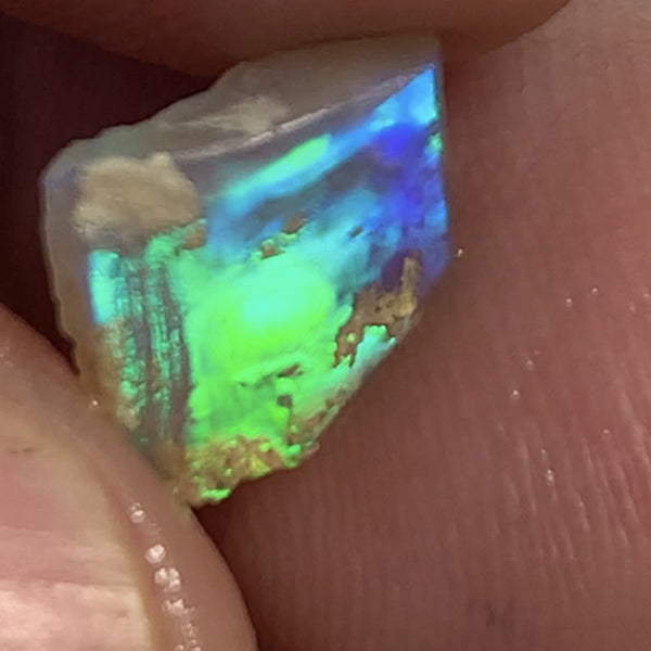 Australian Opal Crystal Rough / Rub / Preform 1.8cts SCRIPT & BROADFLASH Super Bright Multi fires WSB258