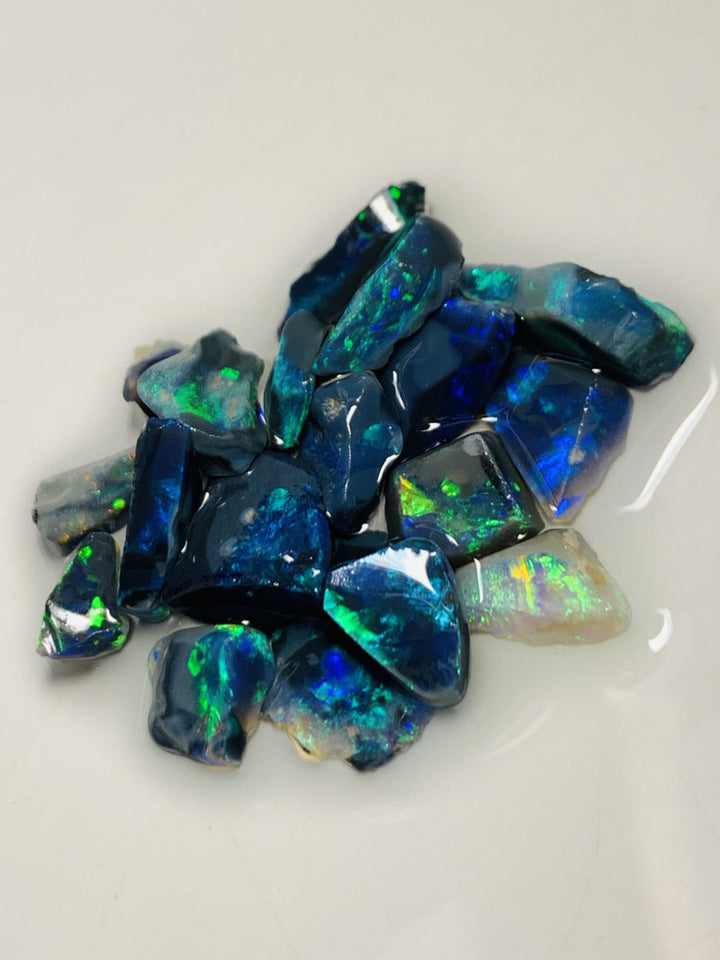 Australian Rough n Rubs Mulga® Field Black Opal Parcel 26cts Top High Grade Beautiful & Bright MULTIFIRES for cutters 10x7x2mm to 6x4x2mm WSE18