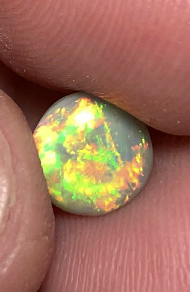 Australian Semi Black Opal Gemstone 1.2cts N6 Body Tone B1 Brightness Stunning Multi fires & Broad flash pattern 8x8x2.5mm  GEM02