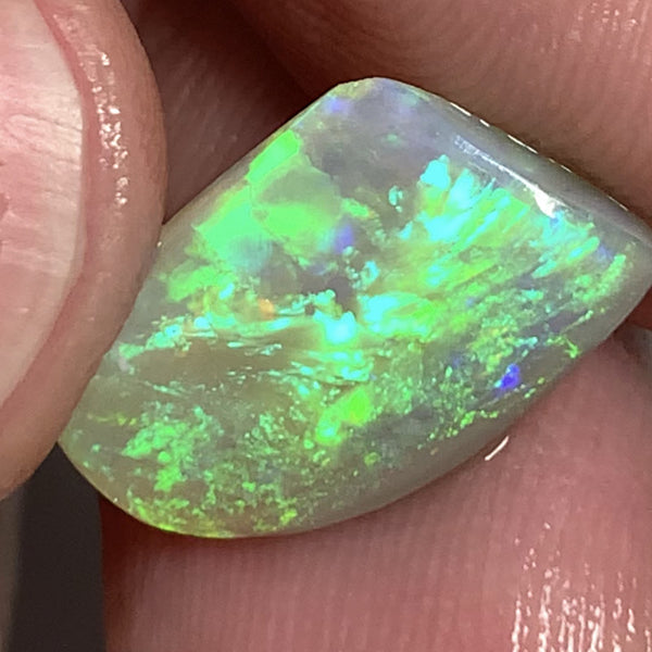 Australian Opal Rub Rough Preform  Gem Grade Crystal  Rub / Preform 3.3cts Jewellery Grade Lots of Lovely Vibrant & bright FIRES / MULTIFIRES 15x10x3mm WSM11