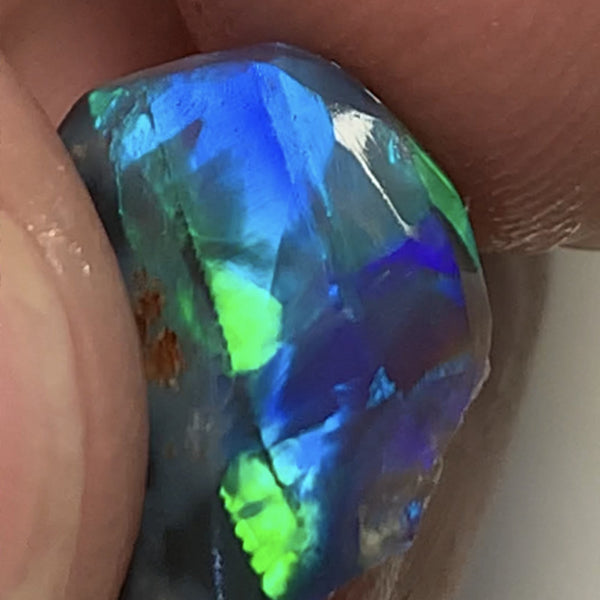 Australian Opal Semi Black Crystal Rub 4cts Extremely Saturated Vibrant Rough / Rub Super Vivid bright fires gorgeous play of colour WSC358